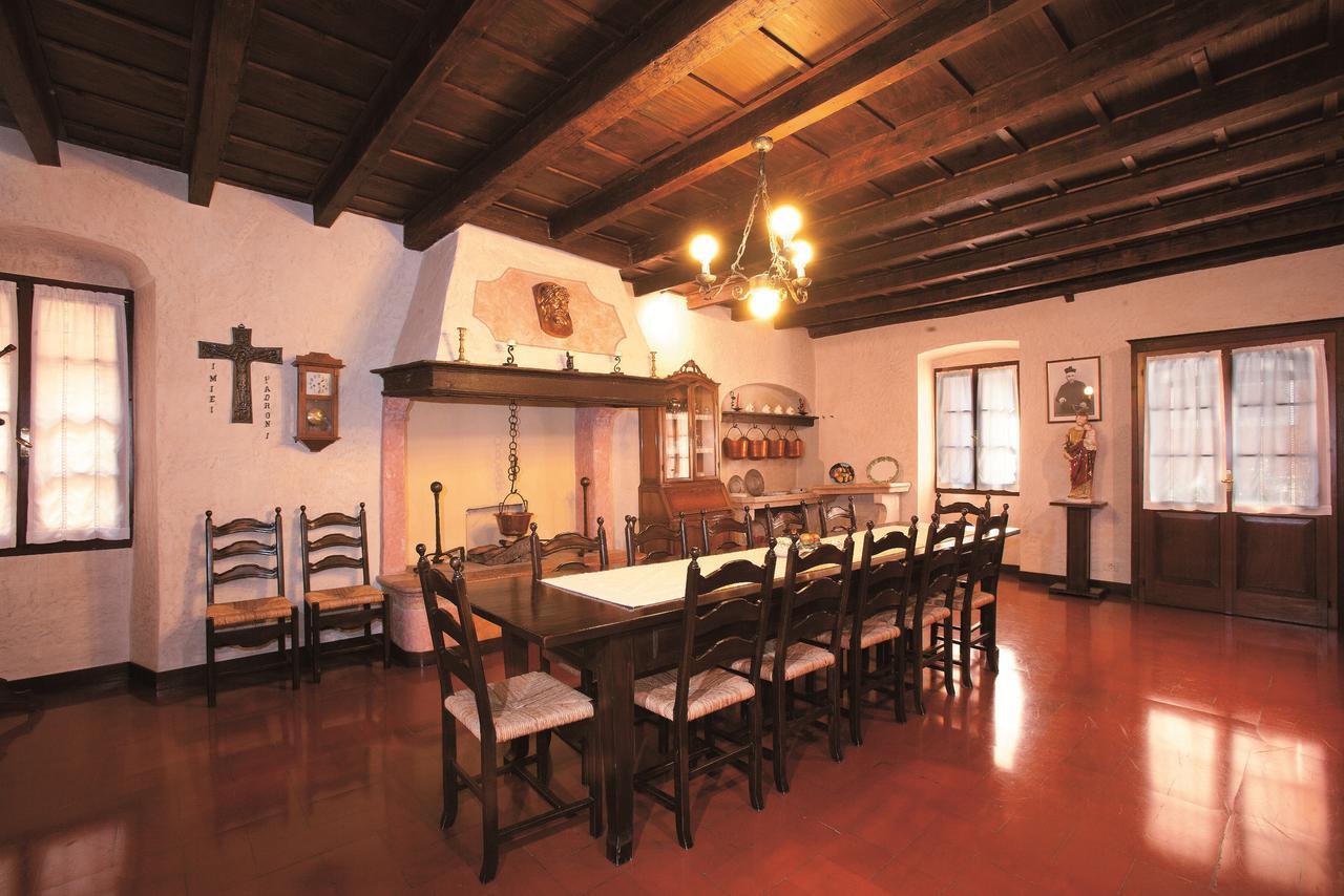 Casa Vacanza - Casa Del Padre Nascimbeni Torri Del Benaco Exterior photo